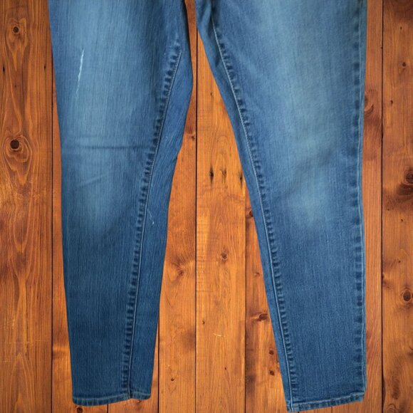 Old Navy Women's Size 4 Short Curvy Skinny Distressed Blue Jeans Casual Classic - Picture 3 of 4